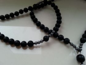 MĘSKI NASZYJNIK RÓŻANIEC ONYKS HEMATYT HIT Nowość na Arena.pl