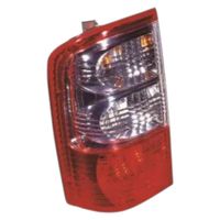 LAMPA TYLNA LEWA NISSAN PATROL Y61 2006 2007 2008 2009 2010 2011 2012 2013