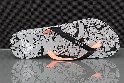 adidas EEZAY MARBLE W (B35901) na Arena.pl