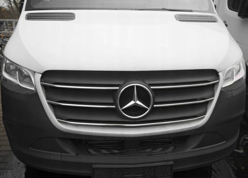 Mercedes Sprinter W907 W910 - Listwy CHROM na GRILL Atrapa Zderzak na Arena.pl