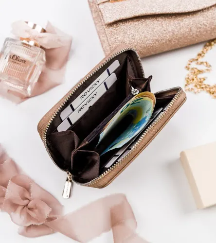 portfel damski z ziarnistej skóry eko zapinany suwakiem na Arena.pl