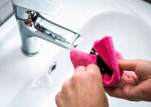 Japoński płyn do codziennego czyszczenia soczewek w okularach SOFT99 spray na Arena.pl