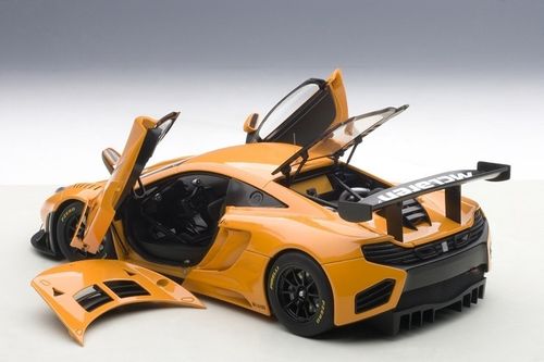 AUTOART McLaren 12C GT3 Presentation na Arena.pl