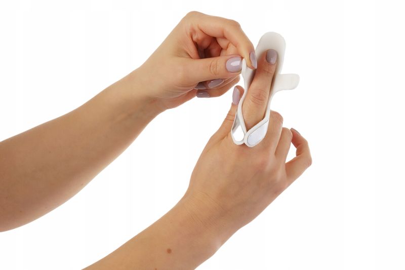 SZYNA PALCA ORTEZA STABILIZATOR NA PALEC S zdjęcie 3