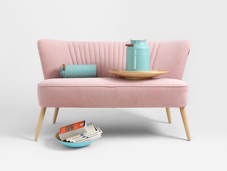 Sofa 2 osobowa HARRY - różowa beza, naturalny, design retro do salonu zdjęcie 3