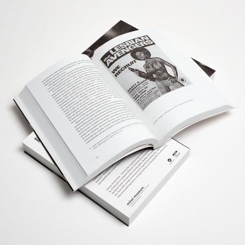 Odmieńcza rewolucja. Performans na cudzej ziemi na Arena.pl