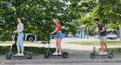 Hulajnoga elektryczna Motus Scooty 10 Plus aplikacja dwa amortyzatory na Arena.pl
