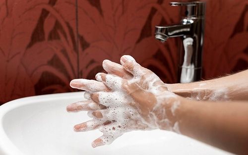 PIANKA DO KRĘGÓW KANAŁÓW STUDZIENEK WODOSZCZELNA PIANA WĘŻYK 750 ml na Arena.pl