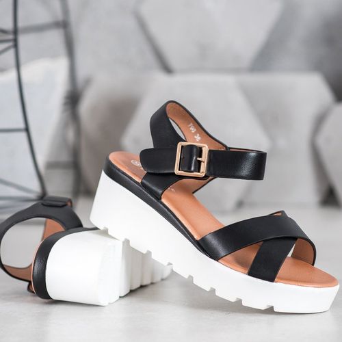 Modne Sandały r.40 na Arena.pl