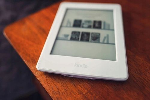 Czytnik e-book Amazon Kindle Paperwhite czarny na Arena.pl
