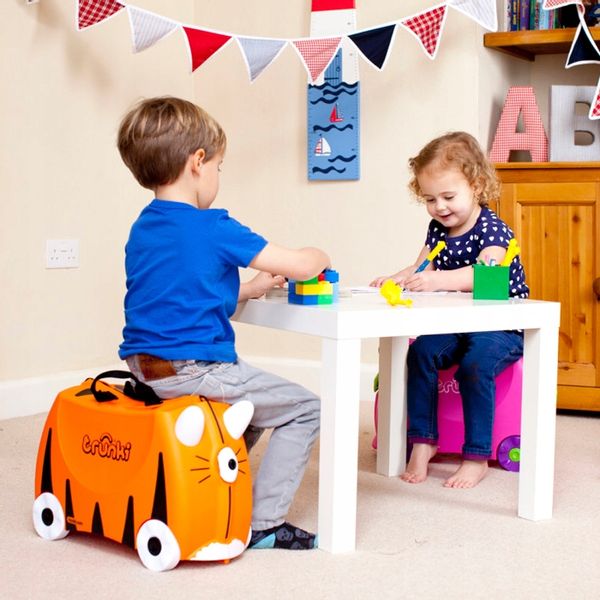 Jeździk walizka TRUNKI - jeżdżąca walizeczka 2w1 zdjęcie 7