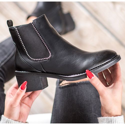 Czarne Botki r.40 na Arena.pl