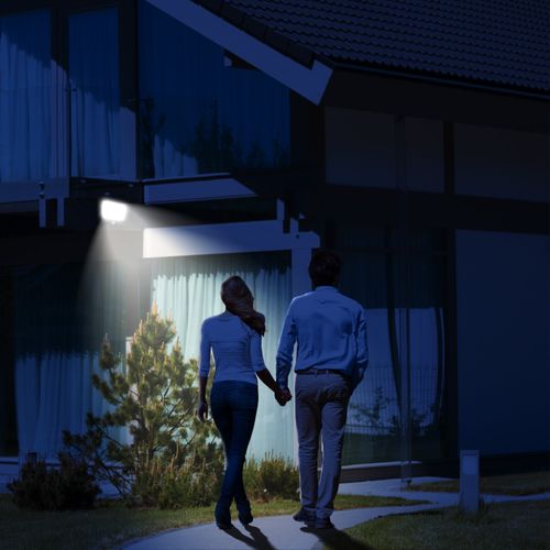 Lampa solarna zewnętrzna z czujnikiem ruchu zmierzchu 108 LED 2200 W na Arena.pl