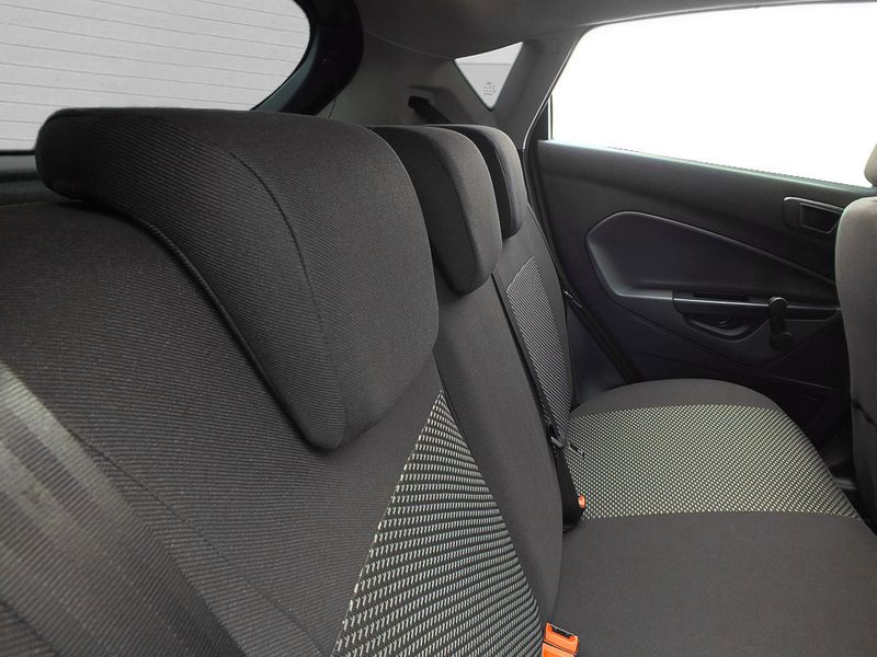 Pokrowce na miarę Volvo S40 2004-2012 zdjęcie 7