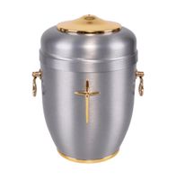 Piękna srebrna metalowa urna kremacyjna na prochy