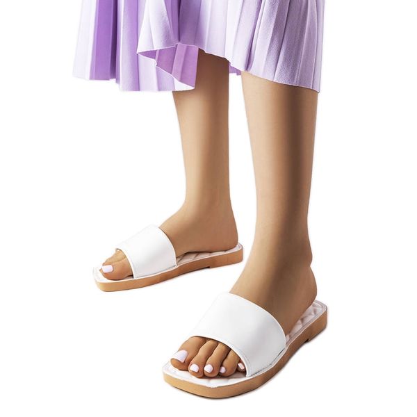 Białe gumowe klapki r.40 zdjęcie 1