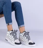 Białe sneakersy damskie z grubymi sznurówkami Gralina 38