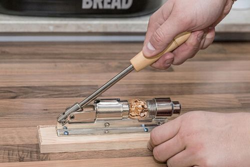 DREWNIANY DZIADEK DO ORZECHOW NR:7079 na Arena.pl