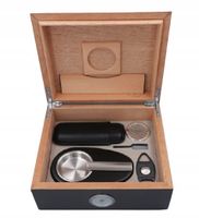 Humidor w Zestawie ze Wszystkimi Akcesoriami