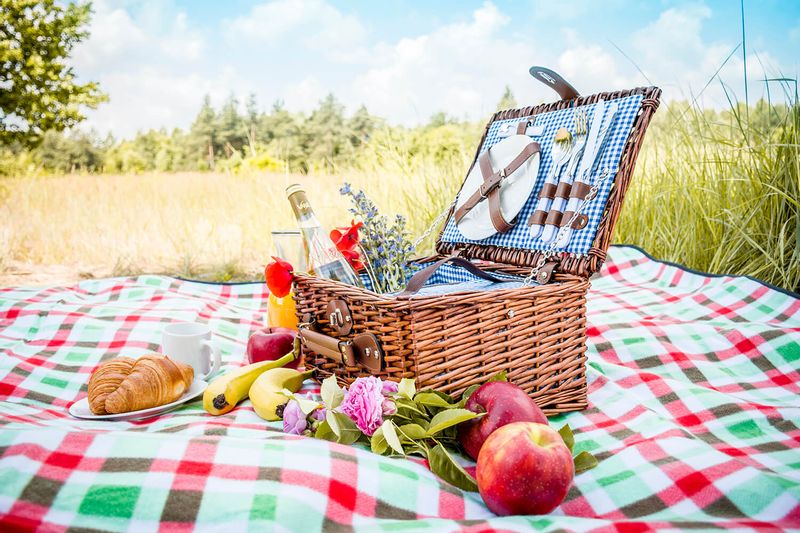 Kosz piknikowy koszyk wiklinowy zdjęcie 8