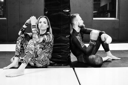 RĘKAWICE BOKSERSKIE SPARINGOWE EVOLUTION 6 OZ na Arena.pl