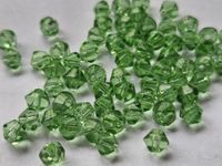 KRYSZTAŁKI SZKLANE KORALIKI DO BRANSOLETEK HANDMADE JASNY ZIELONY 4MM 50SZT