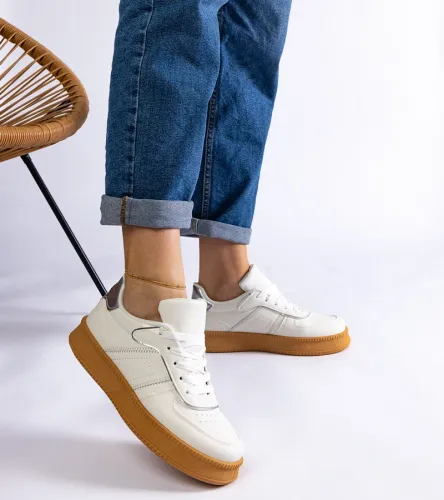 Białe sneakersy sznurowane na platformie Felicita 37 na Arena.pl