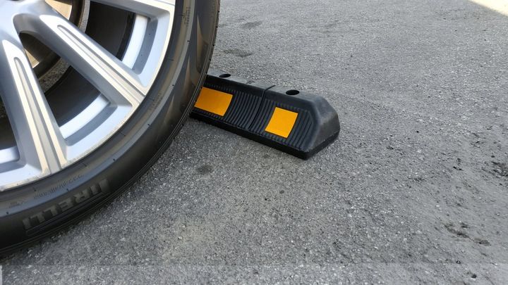 Separator ogranicznik parkingowy zdjęcie 3