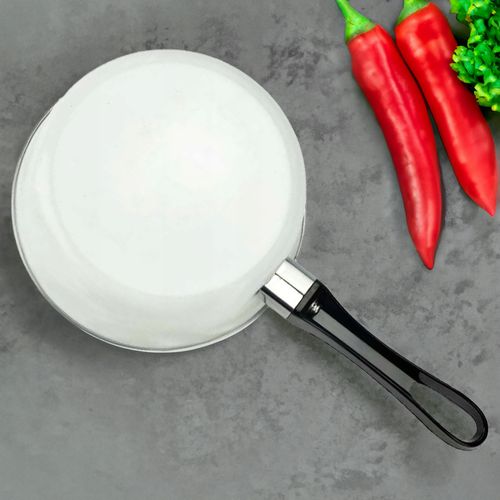 EMALIOWANY RONDELEK DO GOTOWANIA MLEKA JAJEK 900ML Z RĄCZKĄ WZÓR MŁYN 16CM na Arena.pl