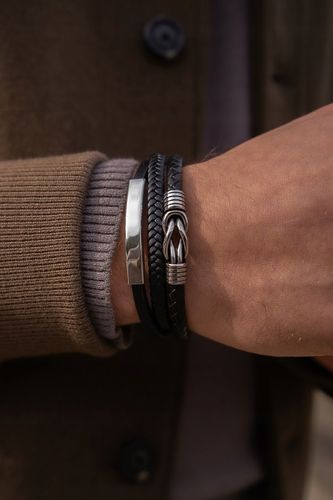 Bransoletka Męska Czarna ze Skóry Srebrna GRAWER Prezent Dla Męża Chłopaka na Arena.pl