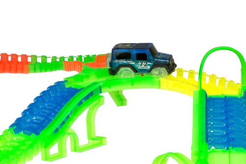 Tor samochodowy świecący Magic Car 150 elementów na Arena.pl